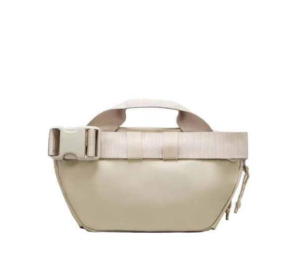 LULULEMON - ALL DAY ESSENTIAL BELT BAG 2.5L