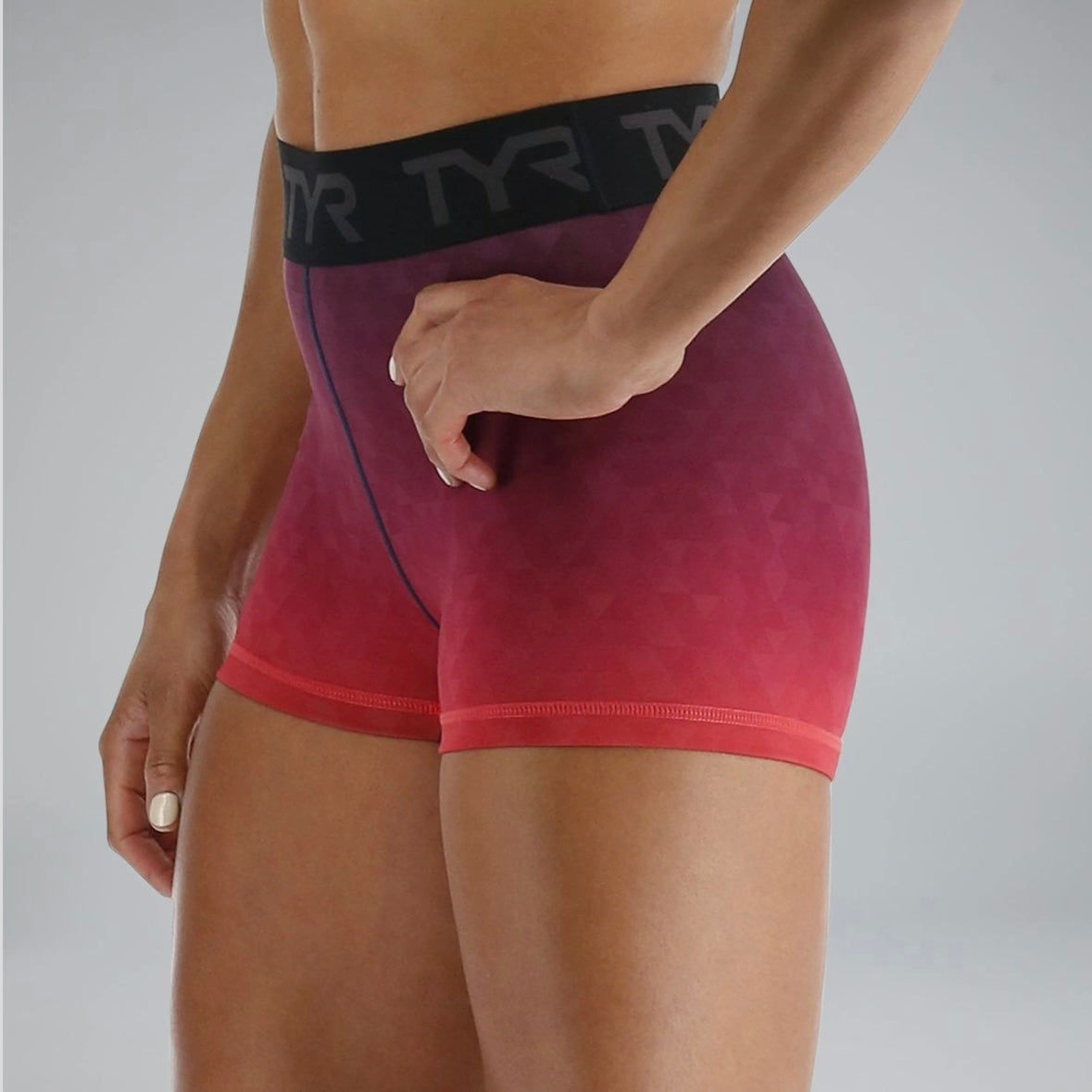 TYR - BASE KINETIC™ WOMEN'S 2" MID-RISE LOGO SHORT