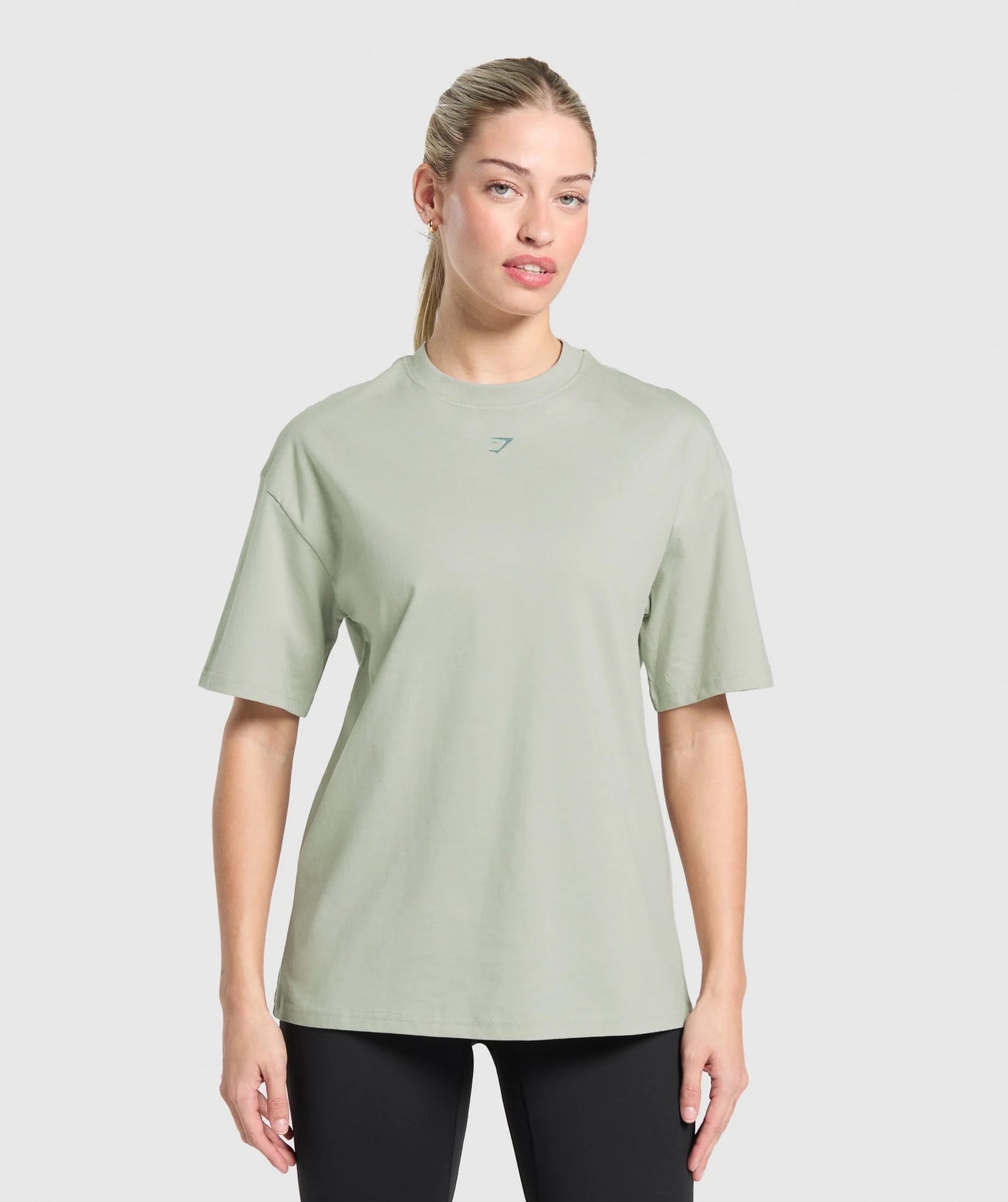 GYMSHARK - CAMPUS CLASSICS GRAPHIC T-SHIRT
