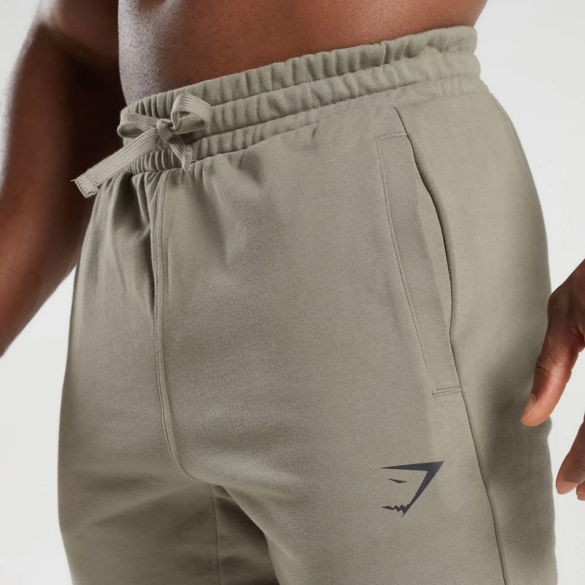 GYMSHARK - ESSENTIAL OVERSIZED JOGGERS