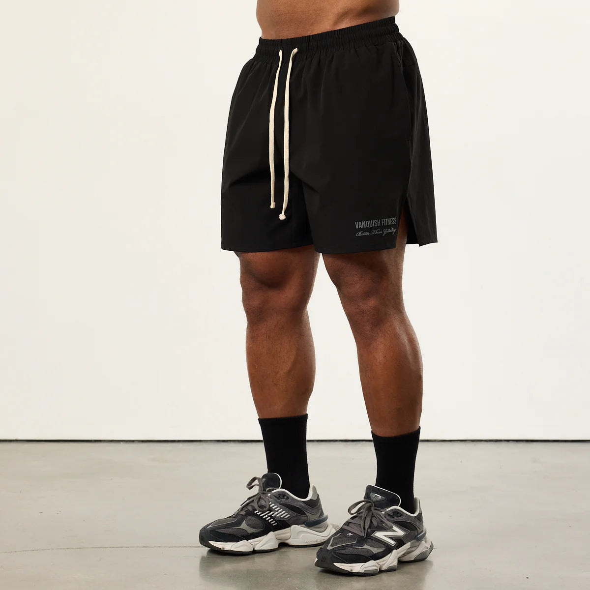 VANQUISH - SIGNATURE WOVEN SHORTS