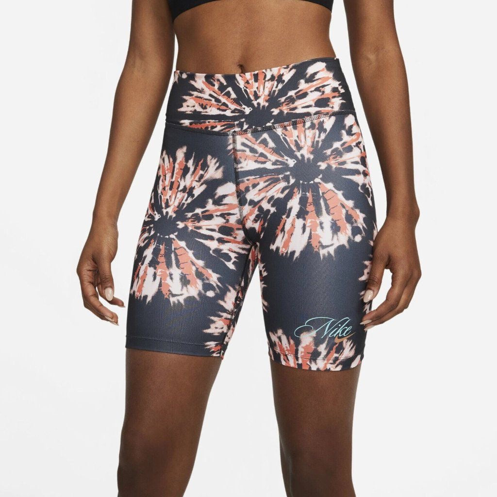 NIKE - ONE WOMEN’s 7" RESORT DRI-FIT TIGHT FIT