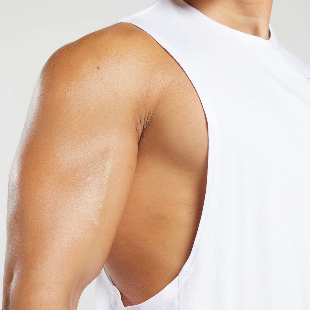 GYMSHARK - REACT DROP ARM TANK