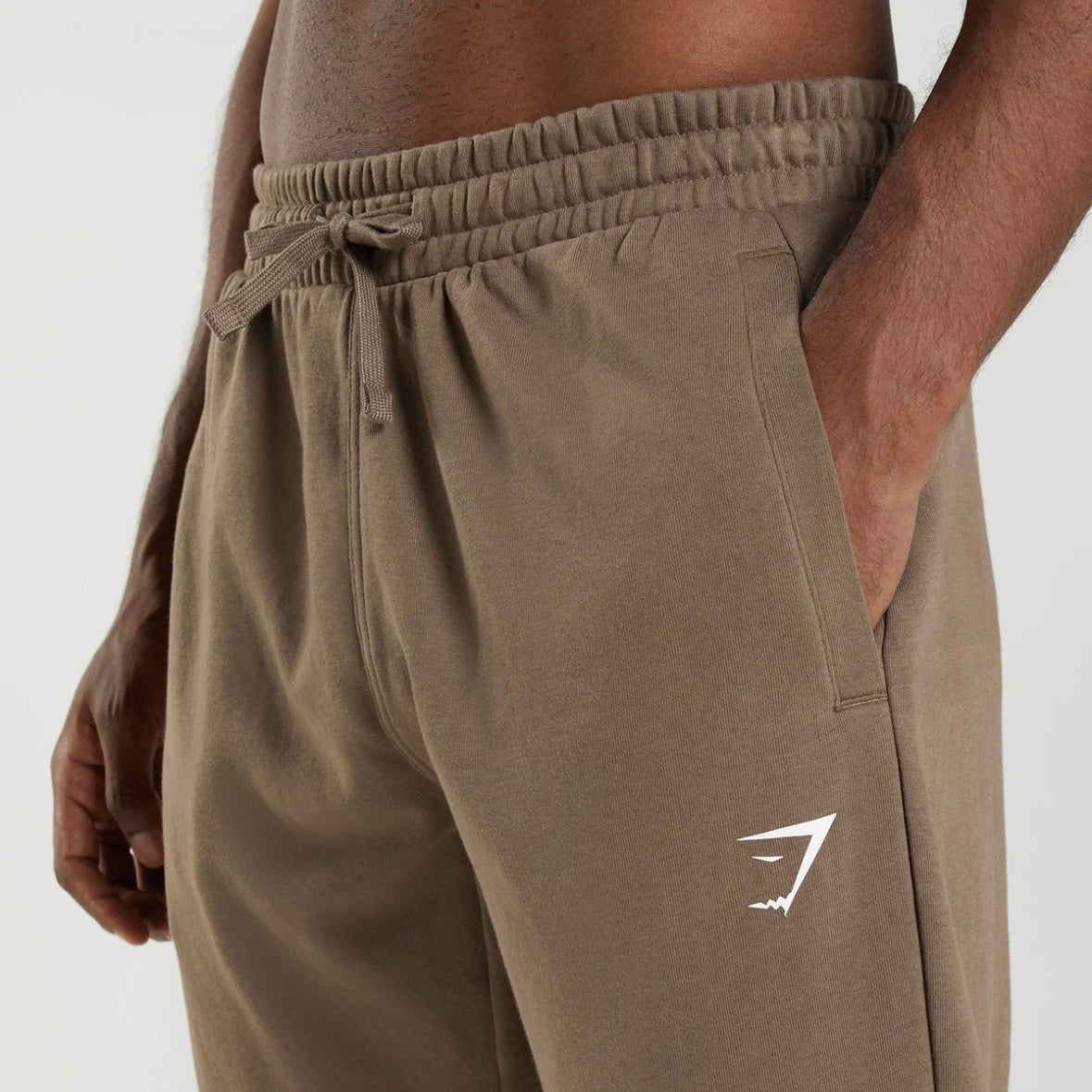 GYMSHARK - ESSENTIAL OVERSIZED JOGGERS