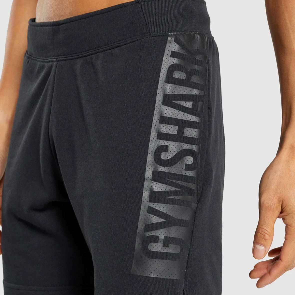 GYMSHARK - BOLD SHORTS
