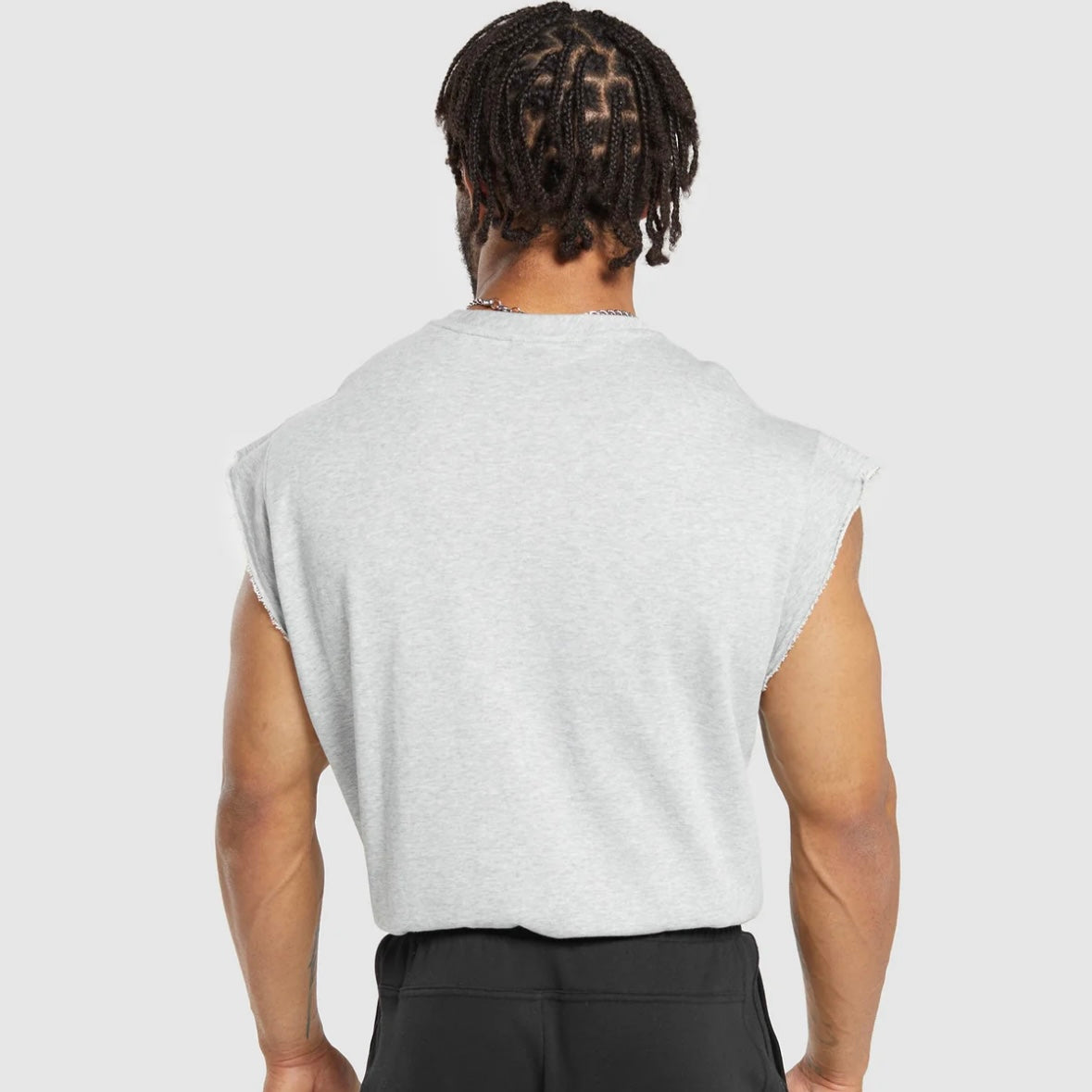 GYMSHARK - SUPER NATURAL CUT OFF TANK