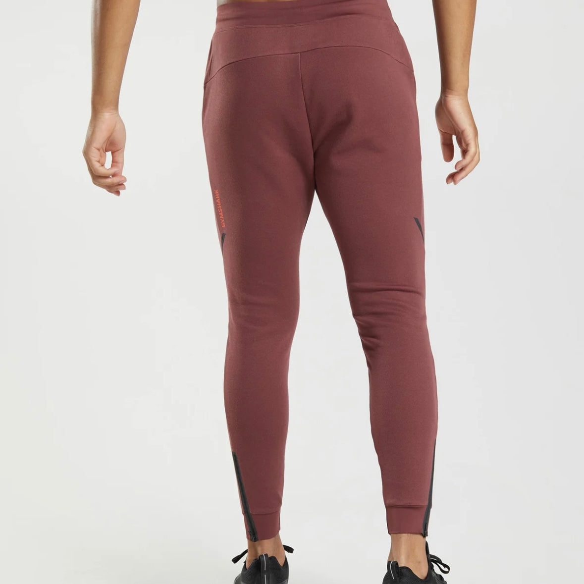 GYMSHARK - APEX TECHNICAL JOGGERS