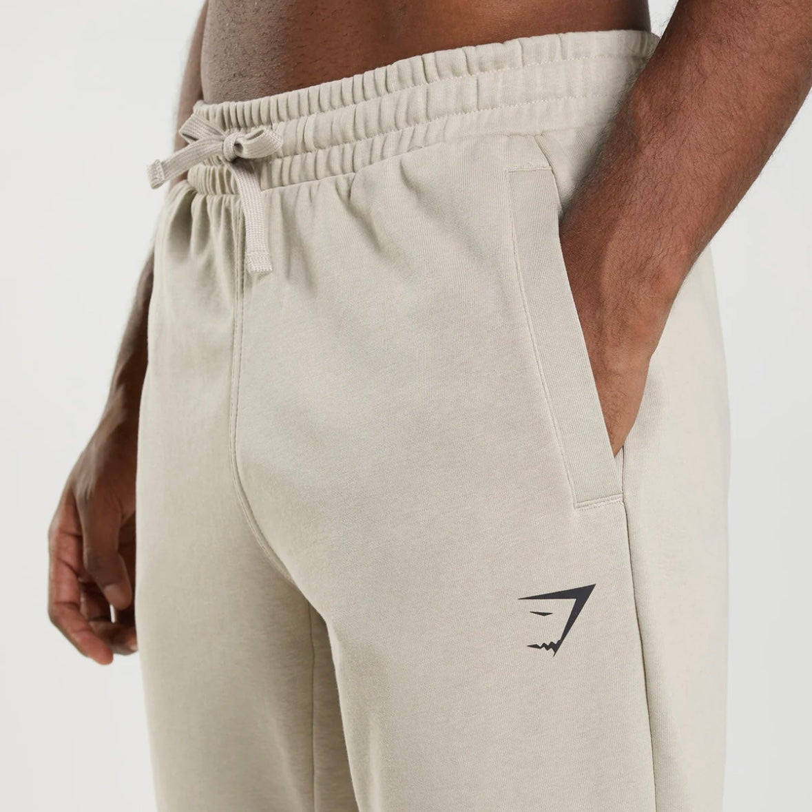 GYMSHARK - ESSENTIAL OVERSIZED JOGGERS