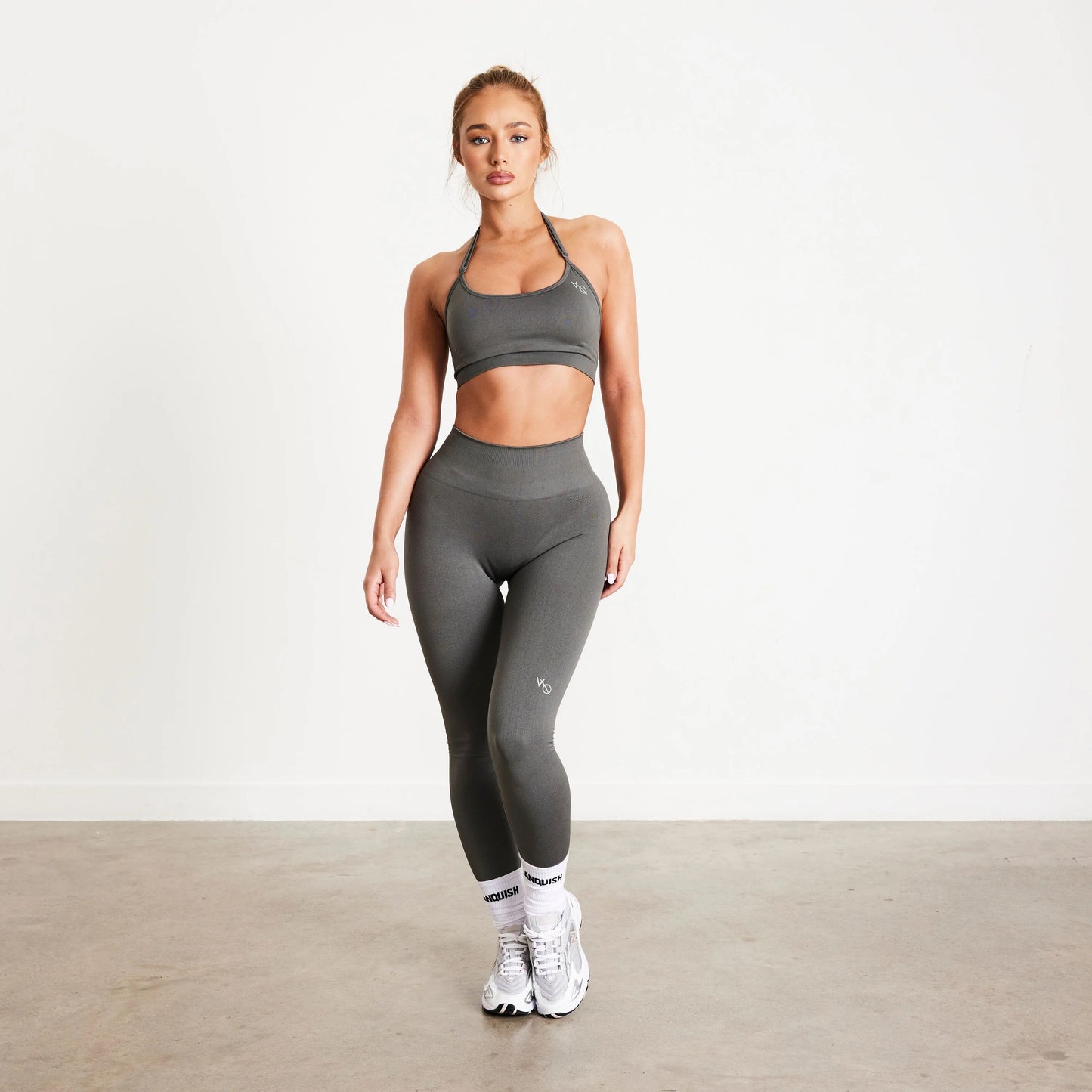VANQUISH - ELEVATE SEAMLESS SCRUNCH LEGGINGS