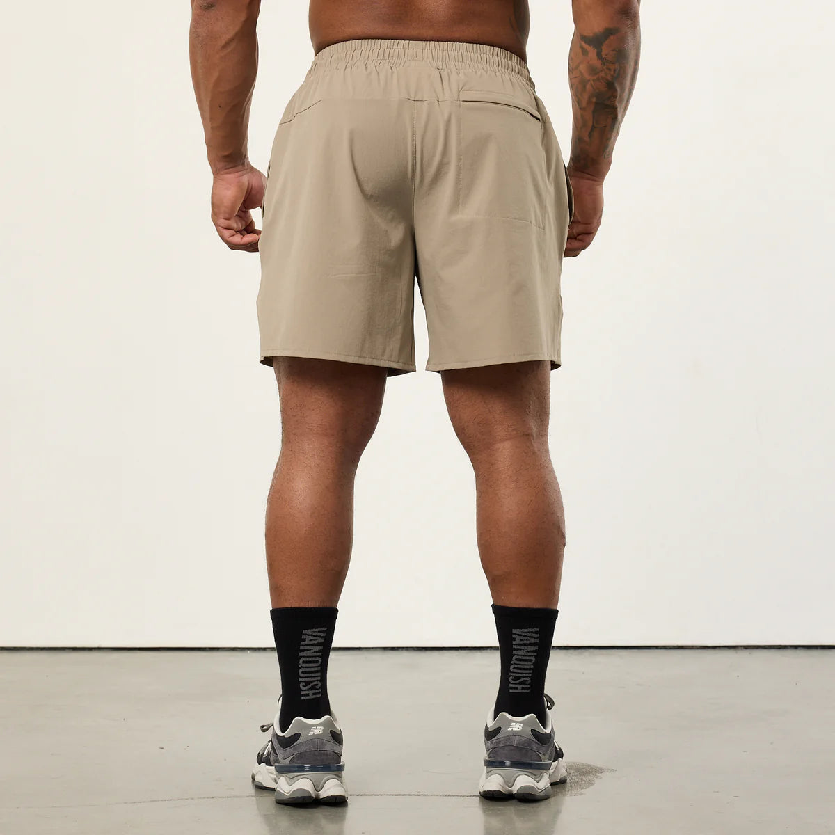 VANQUISH - SIGNATURE WOVEN SHORTS