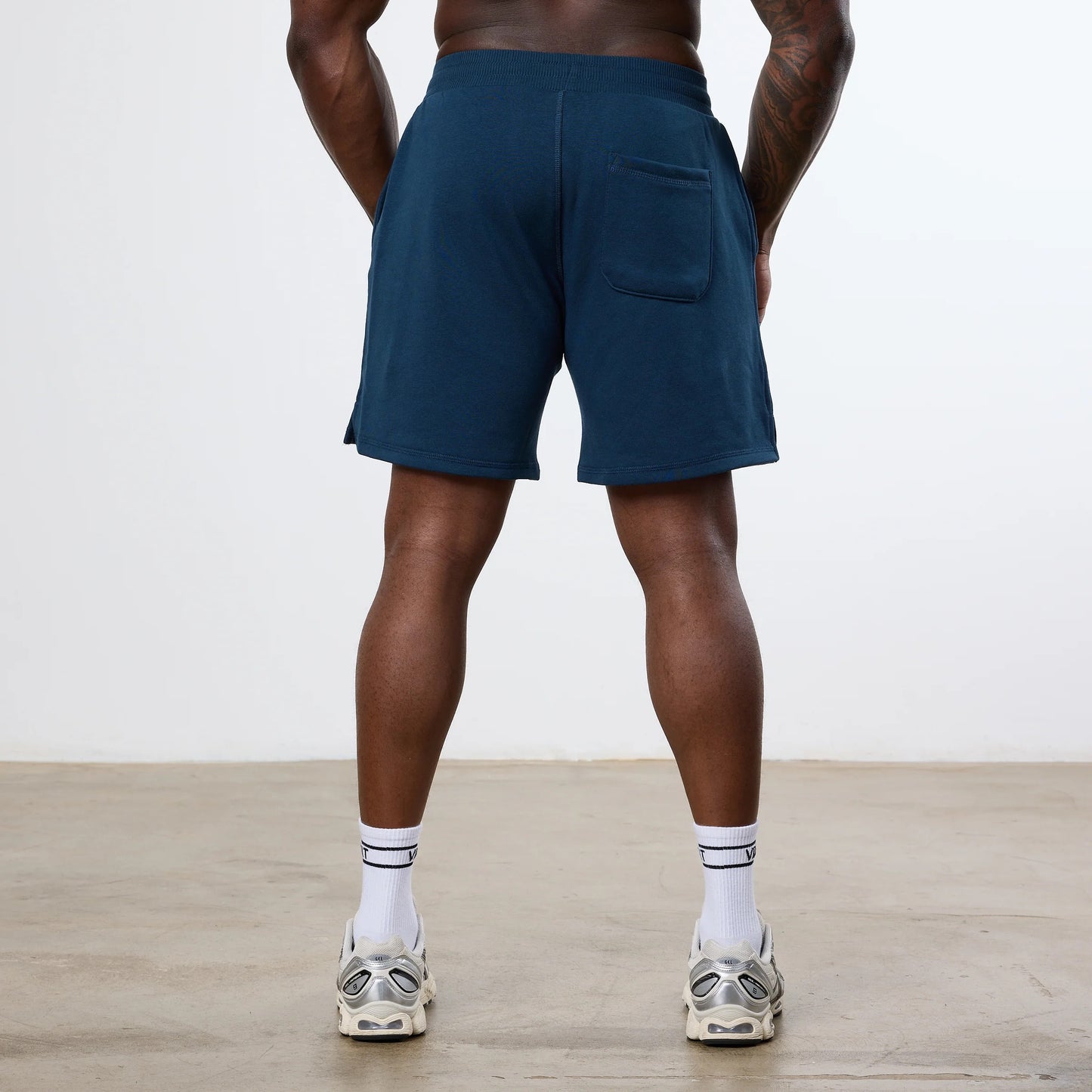 VANQUISH - UNCONQUERABLE STRENGTH WIDE LEG SHORTS