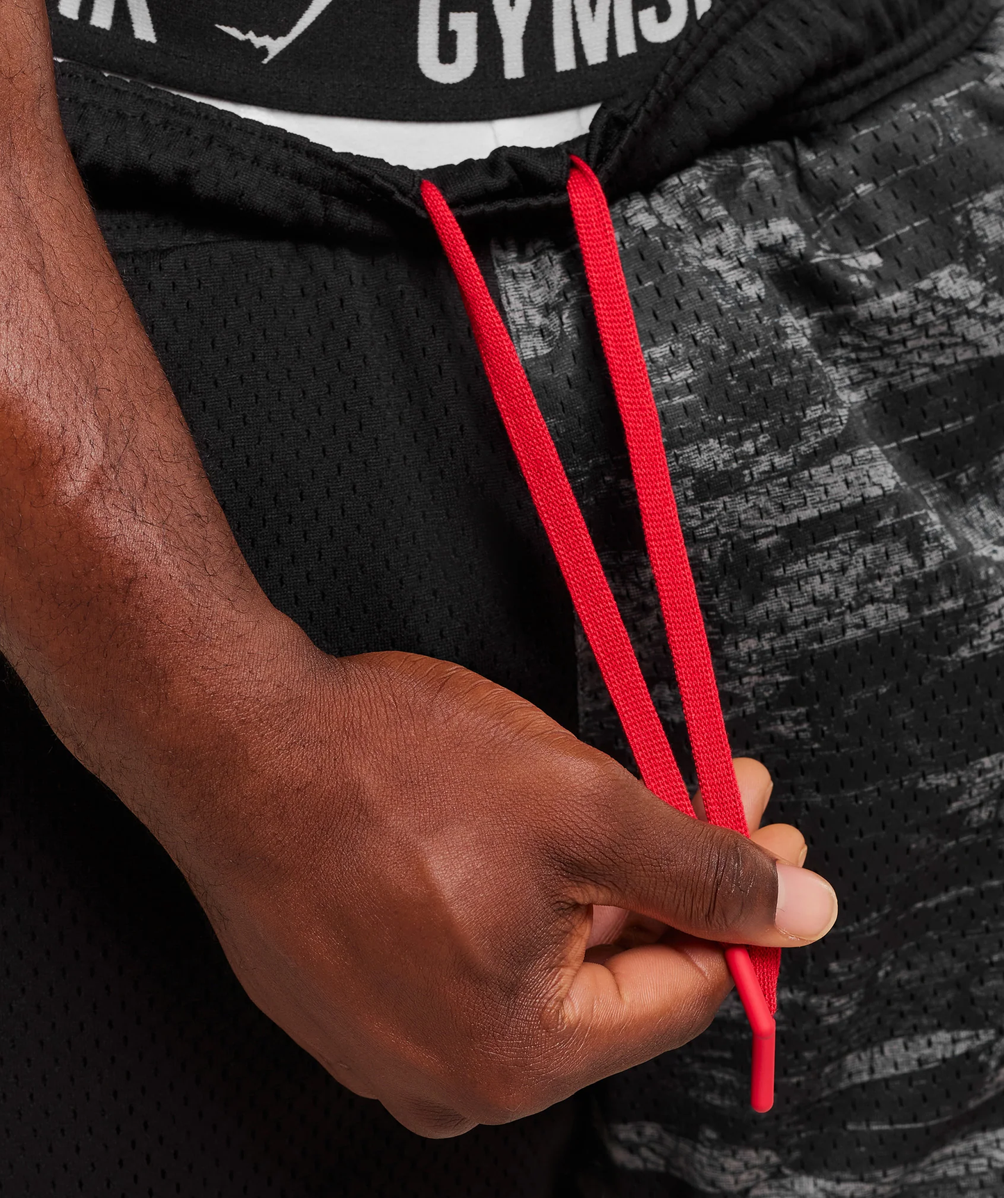GYMSHARK - LIFTING MESH 5" SHORTS
