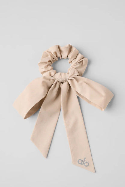 Alo yoga - Love Knots Tie Scrunchie