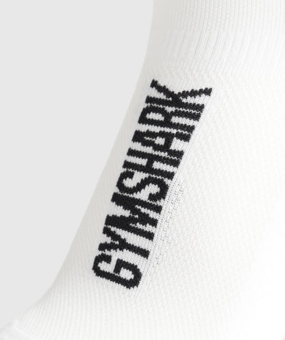 Gymshark - CREW RUNNING SOCKS
