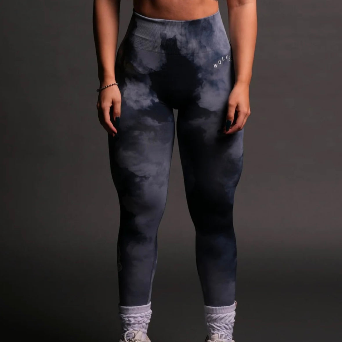 WOLVES CLUB - WOLVES PYRAMID EVERSON SEAMLESS SCRUNCH LEGGINGS