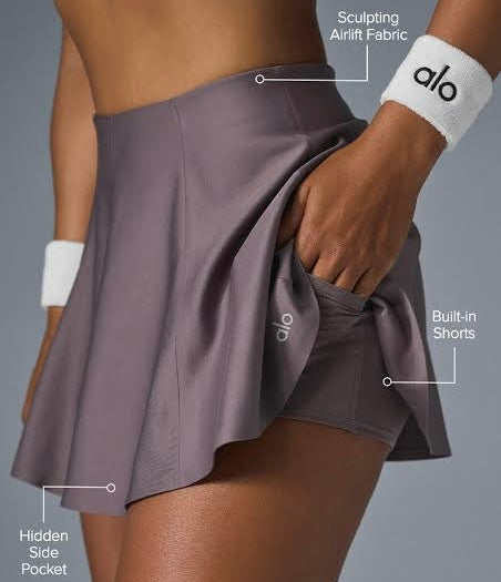 ALO YOGA - AIRLIFT DOWN THE LINE TENNIS SKIRT