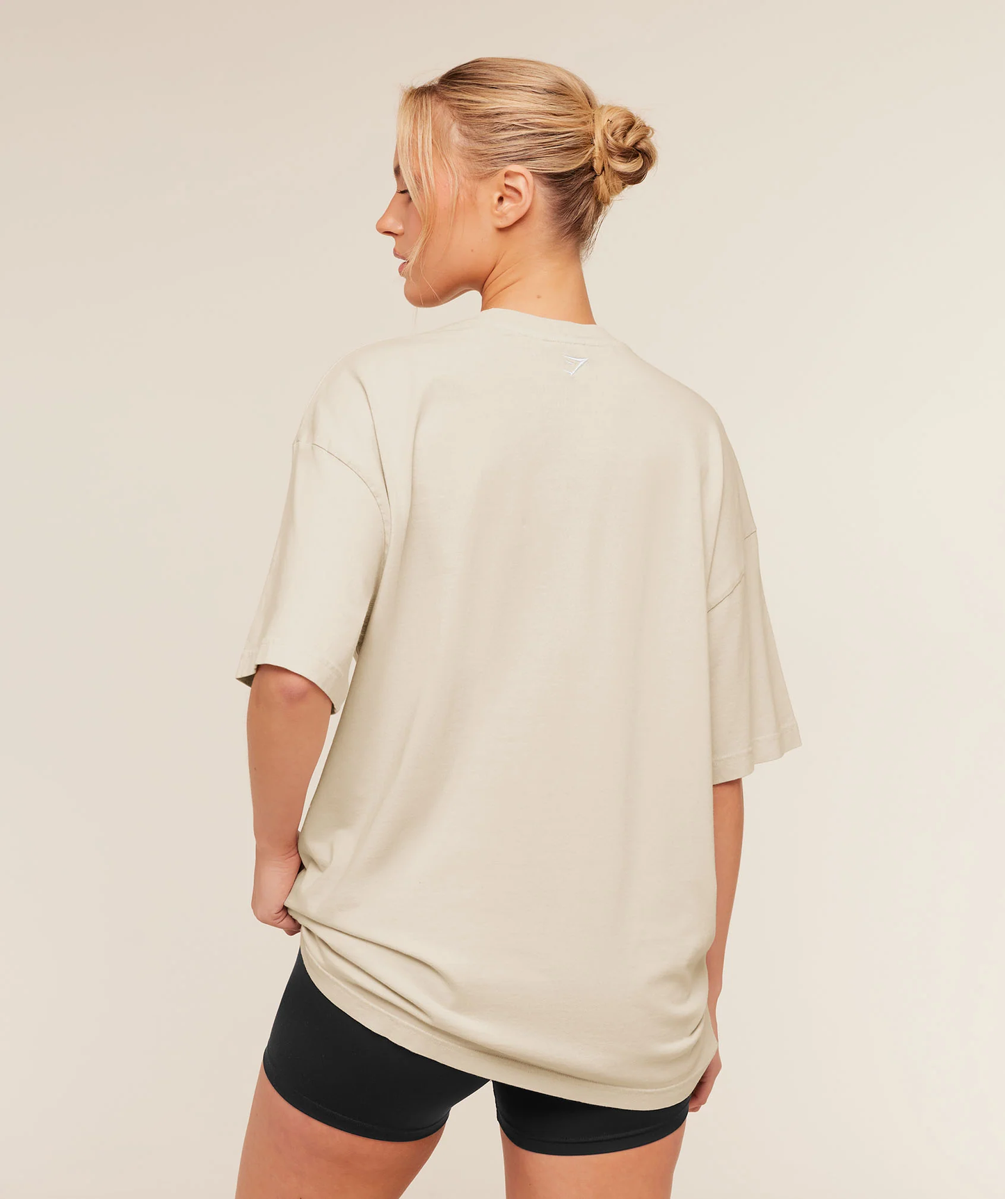 Gymshark - CHAINSTITCH GRAPHIC SHORT SLEEVE T-SHIRT