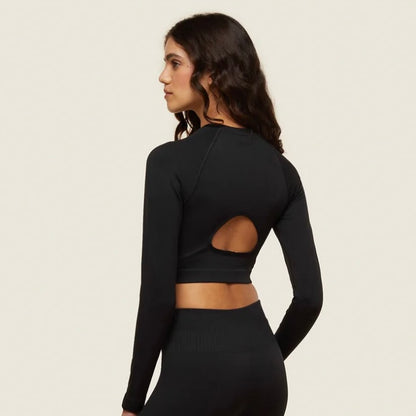 GYMSHARK - EVERYWEAR SEAMLESS LONG SLEEVE CROP TOP