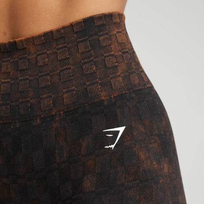 GYMSHARK - CHECK SEAMLESS WASHED SHORTS