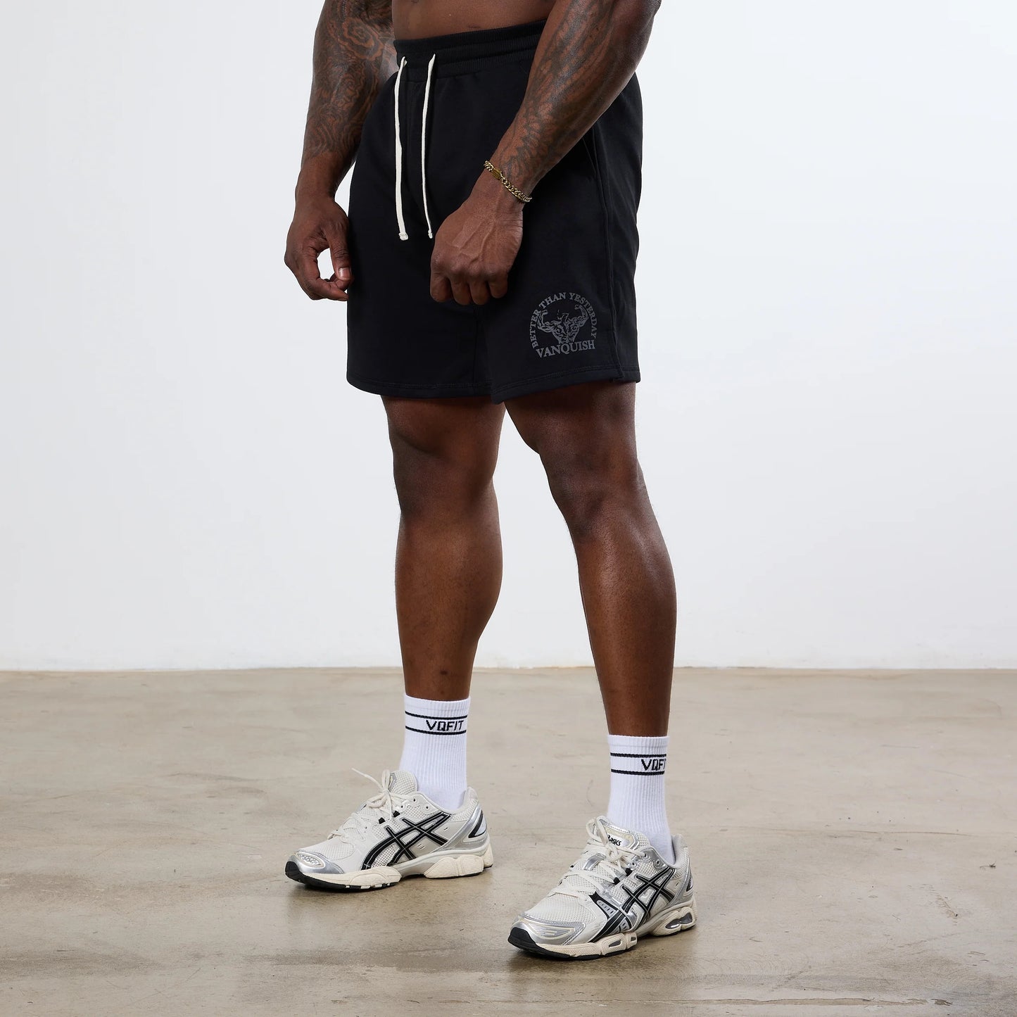 VANQUISH - UNCONQUERABLE STRENGTH WIDE LEG SHORTS