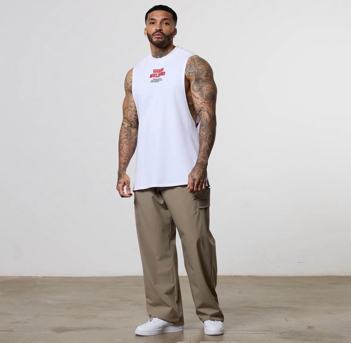 VANQUISH - MUSCLEWORKS SLEEVELESS T-SHIRT