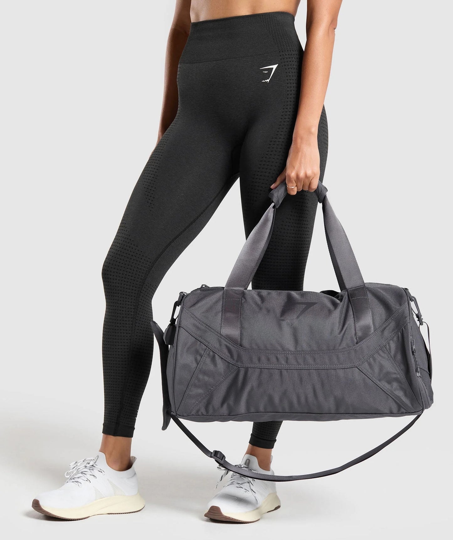 GYMSHARK - SHARKHEAD GYM BAG