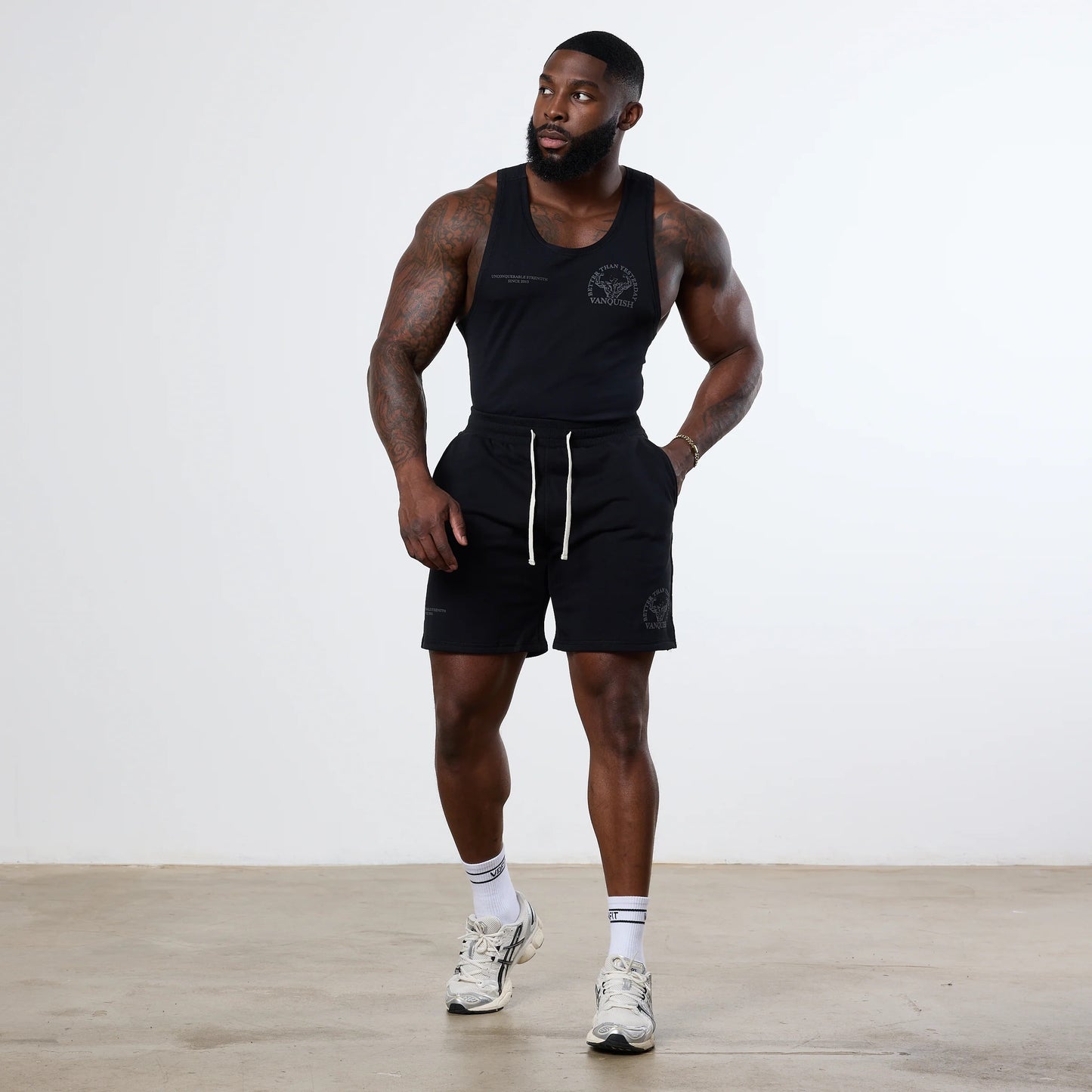 VANQUISH - UNCONQUERABLE STRENGTH WIDE LEG SHORTS