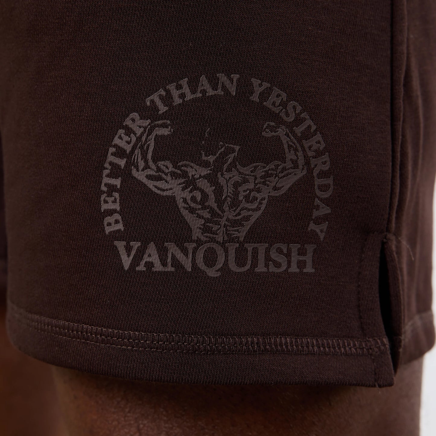 VANQUISH - UNCONQUERABLE STRENGTH WIDE LEG SHORTS