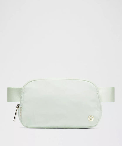 Lululemon - Everywhere Belt Bag 1L