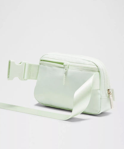 Lululemon - Everywhere Belt Bag 1L